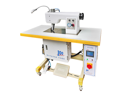 無縫沖鋒衣無痕超聲波設(shè)備